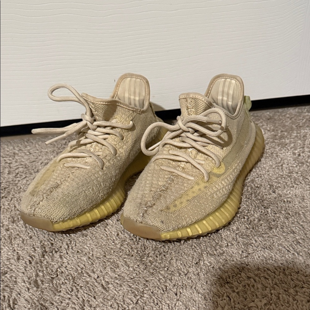 Adidas Yeezy Boost 350 v2 light 